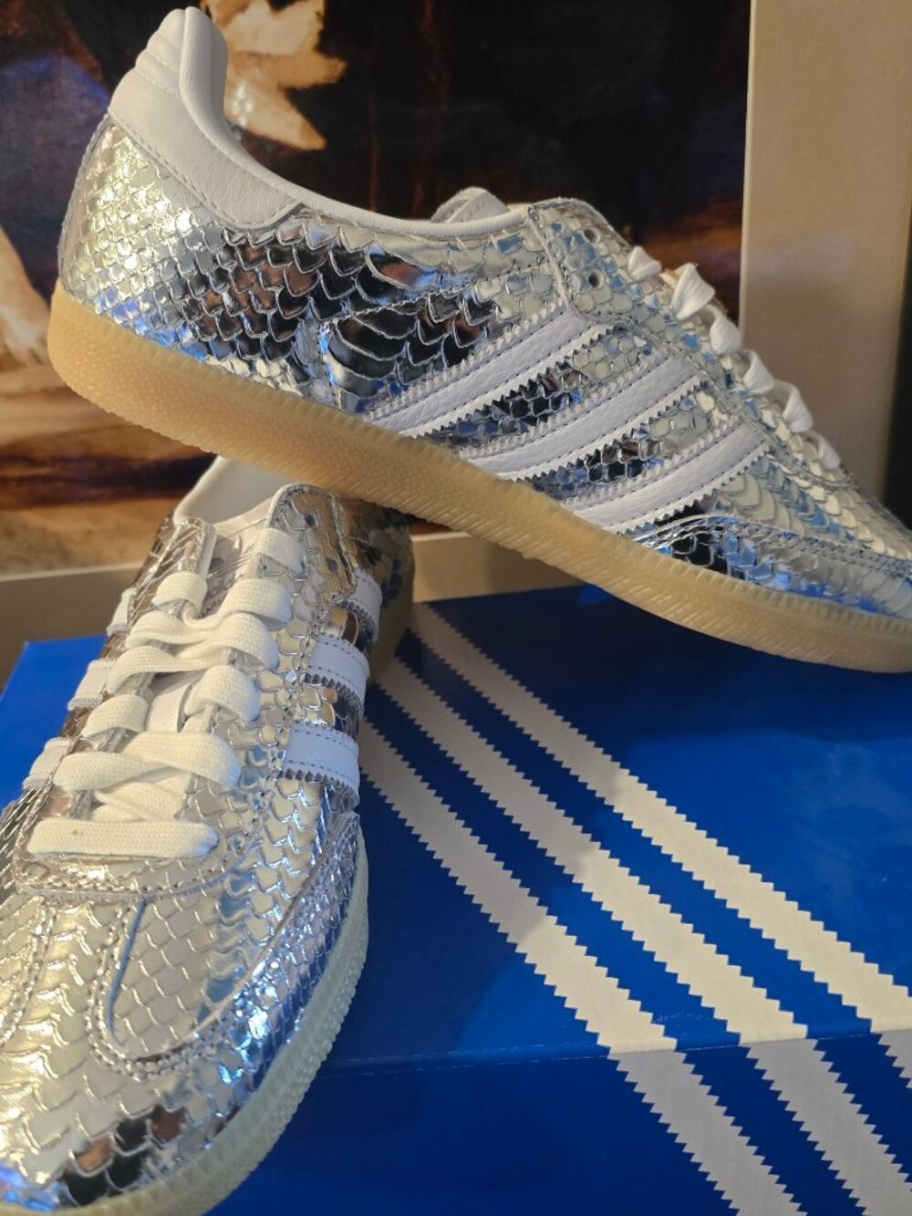 Adidas Originals Women's Silver "Metallic Snakeskin" Sambas IH9016 Shoes Sz 8